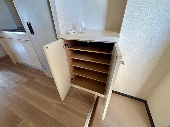 物件内観写真20　(靴箱)