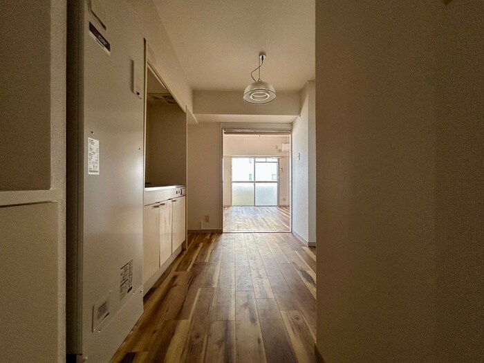 物件内観写真20　(廊下)