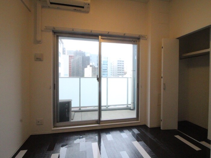 物件内観写真18　(居室)