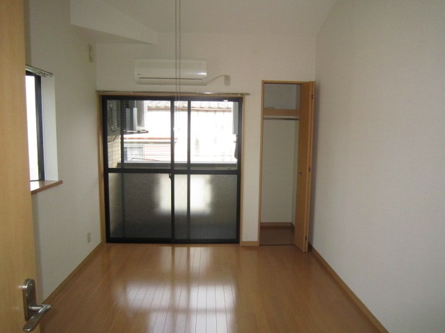 物件内観写真12　(居室)