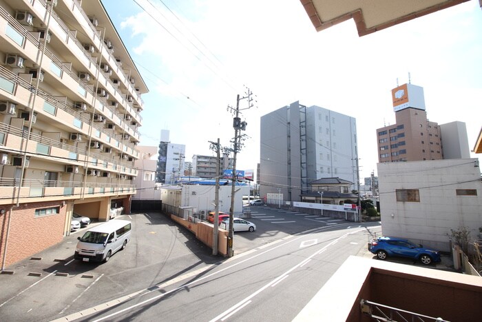 物件内観写真15　(室内からの展望)