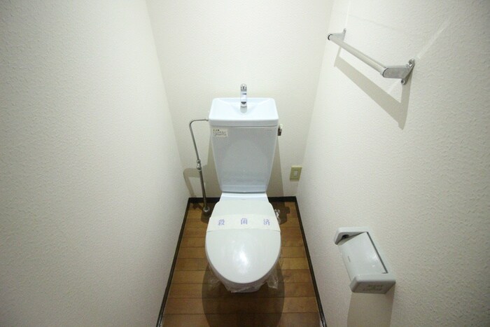 物件内観写真13　(トイレ)