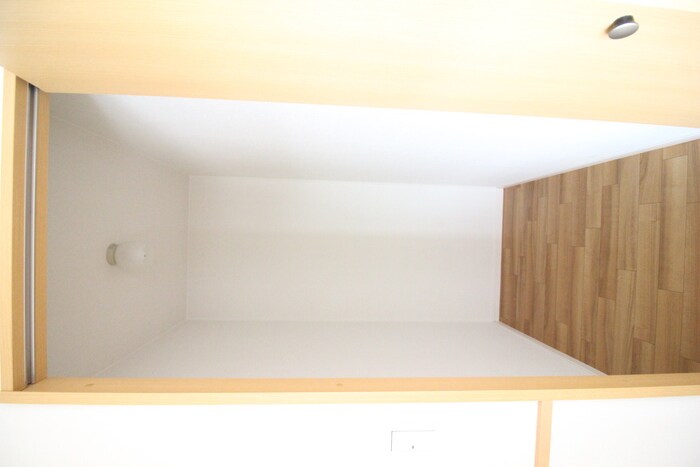 物件内観写真10　(収納)