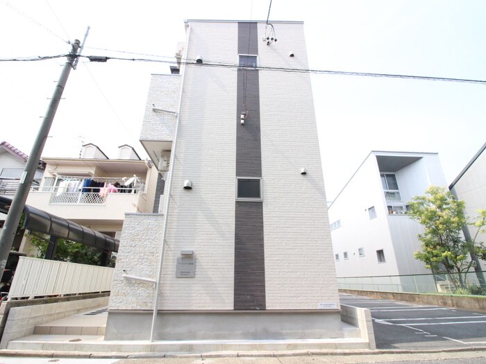 物件外観写真3　(外観写真)