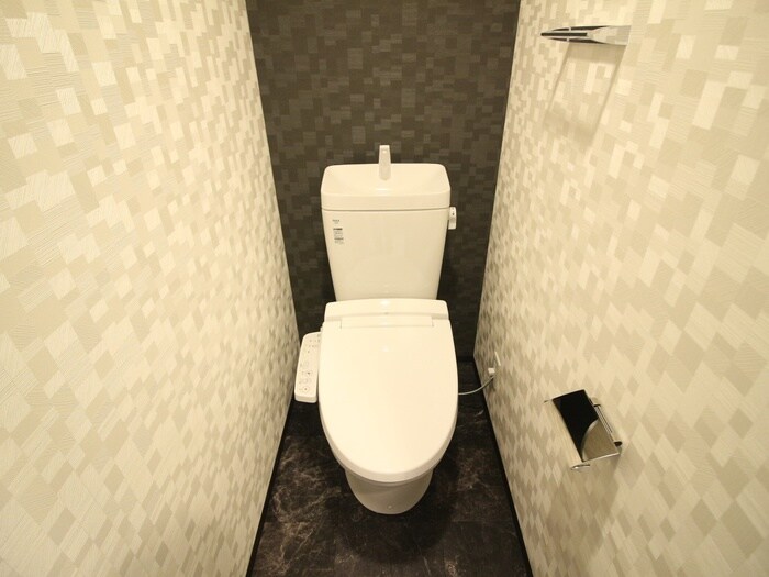 物件内観写真12　(トイレ)