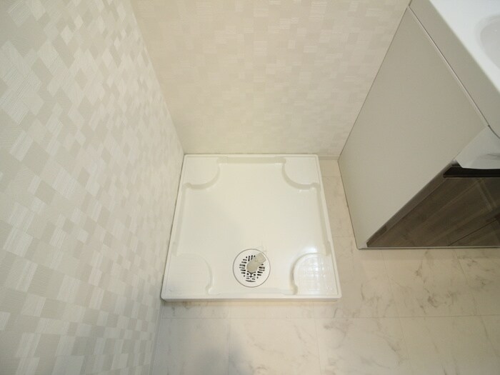 物件内観写真14　(洗濯機置場)