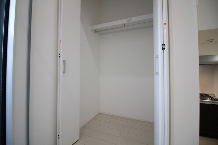 物件内観写真13　(収納)