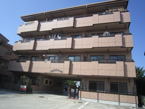 ラフォーレ若慎外観写真