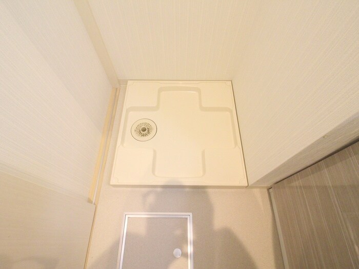 物件内観写真13　(洗濯機置場)