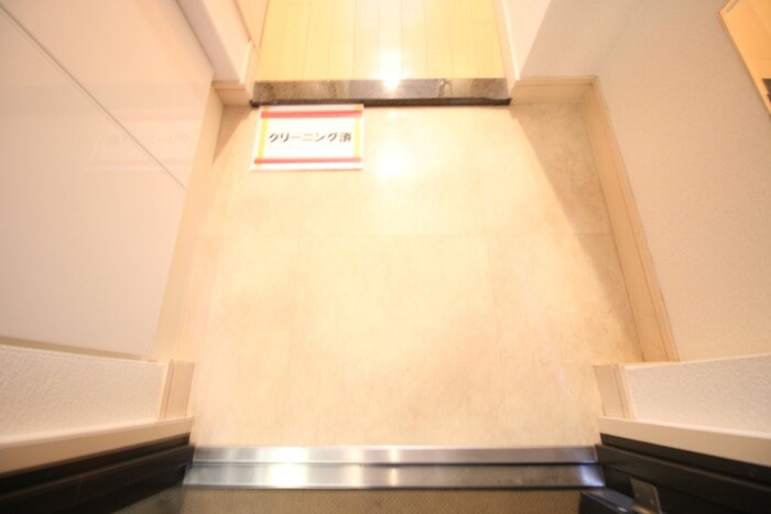 物件内観写真21　(玄関)