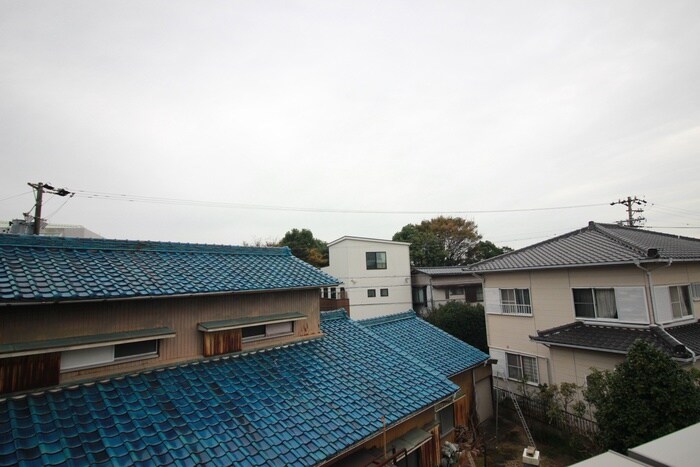 物件内観写真22　(室内からの展望)