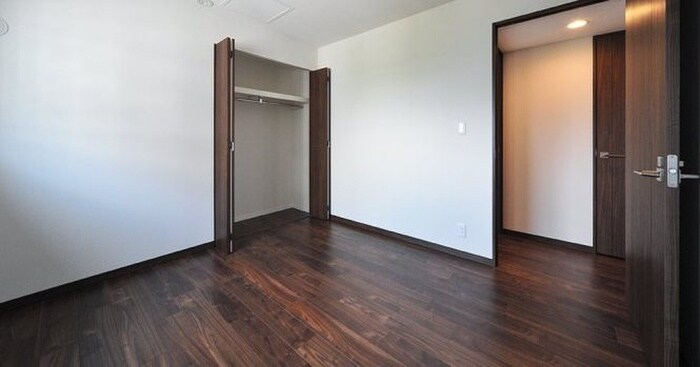 物件内観写真1　(居室)