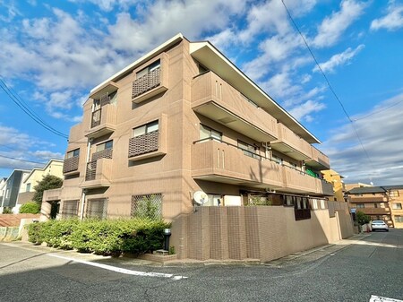 キャトルセゾン藤が丘外観写真