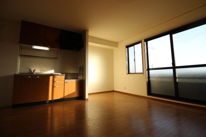 物件内観写真5　(居室)