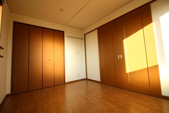 物件内観写真6　(居室)