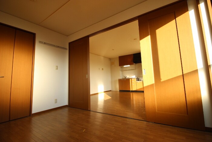 物件内観写真7　(居室)