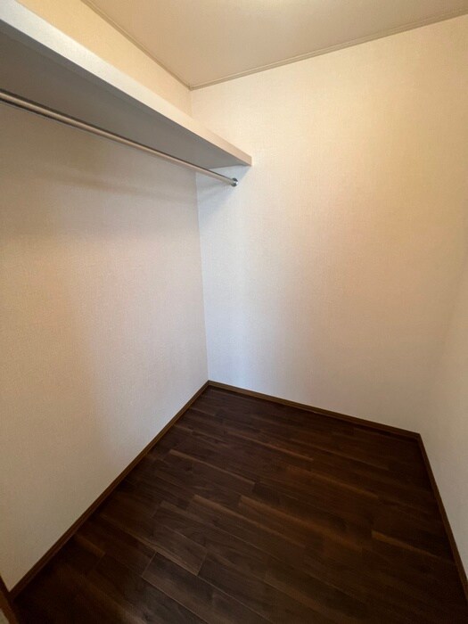 物件内観写真12　(収納)