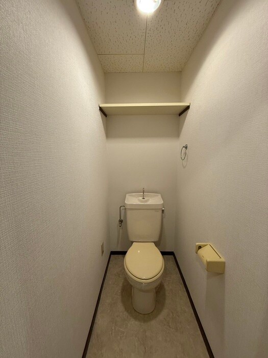 物件内観写真12　(トイレ)