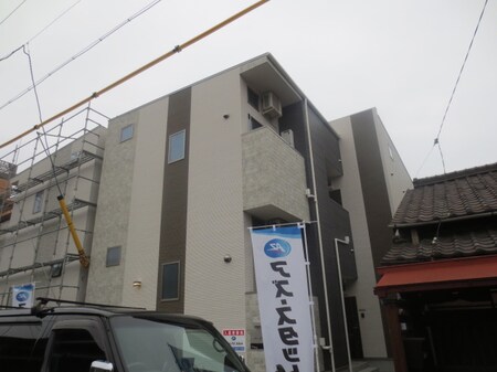 eins gluck外観写真