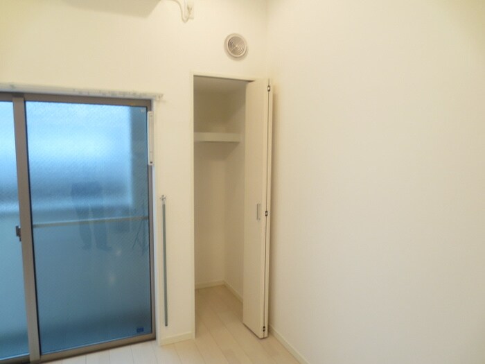 物件内観写真7　(収納)