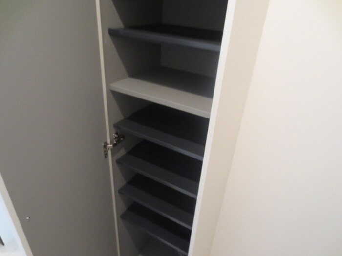 物件内観写真13　(靴箱)