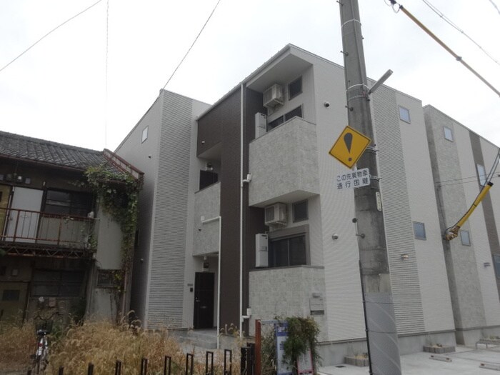 物件外観写真1　(外観写真)