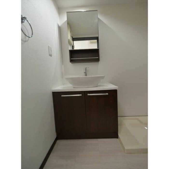 物件内観写真7　(洗面)