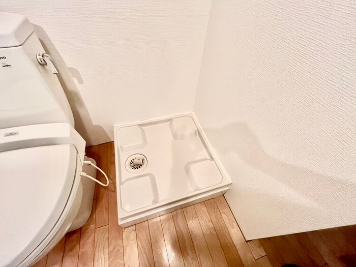 物件内観写真18　(洗濯機置場)