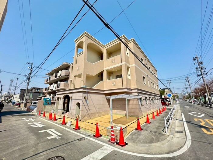 物件外観写真2　(外観写真)