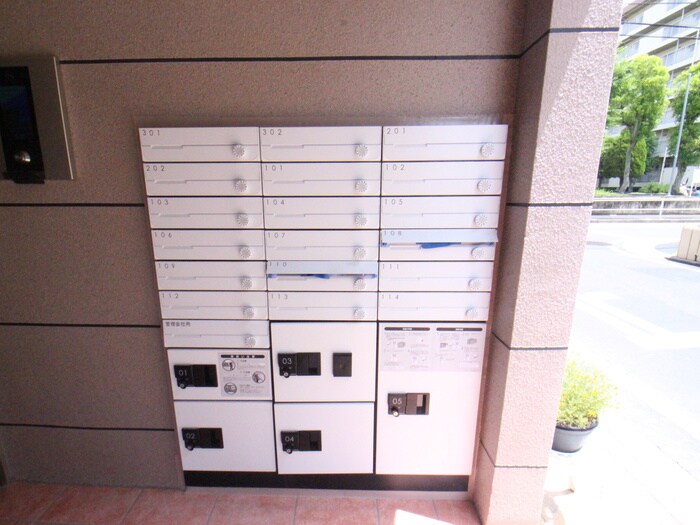 物件外観写真6　(建物設備)