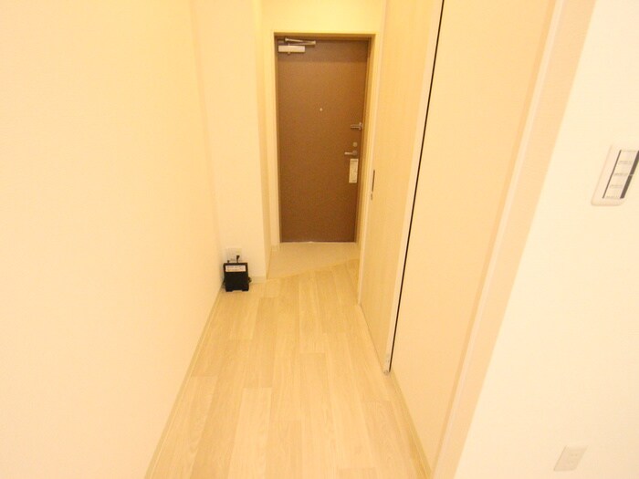 物件内観写真19　(廊下)