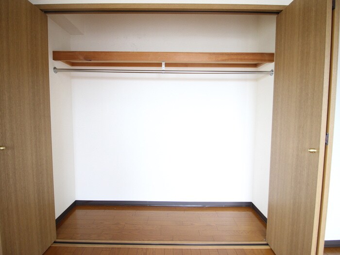 物件内観写真10　(収納)