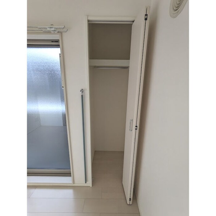 物件内観写真11　(収納)