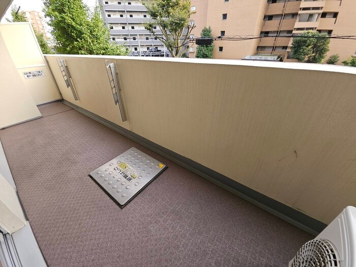 物件内観写真13　(ベランダ・バルコニー)