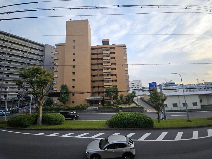 物件内観写真14　(室内からの展望)