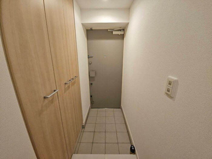 物件内観写真19　(玄関)