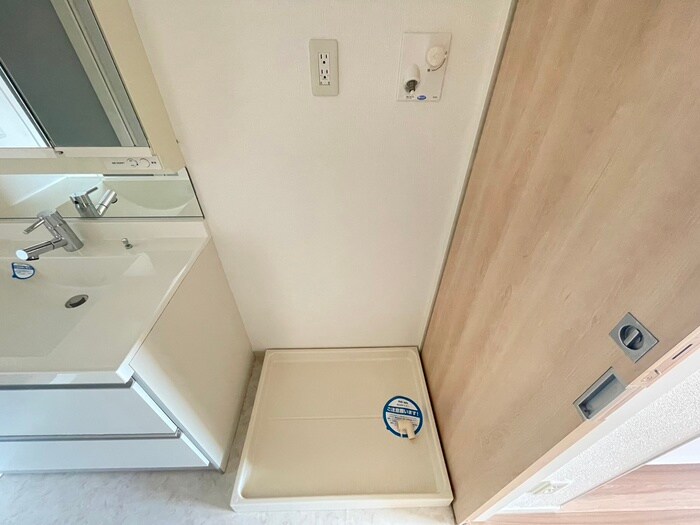 物件内観写真20　(洗濯機置場)