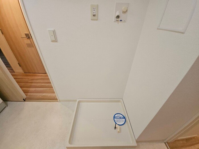 物件内観写真22　(洗濯機置場)