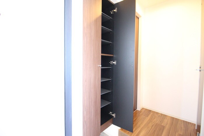 物件内観写真21　(靴箱)