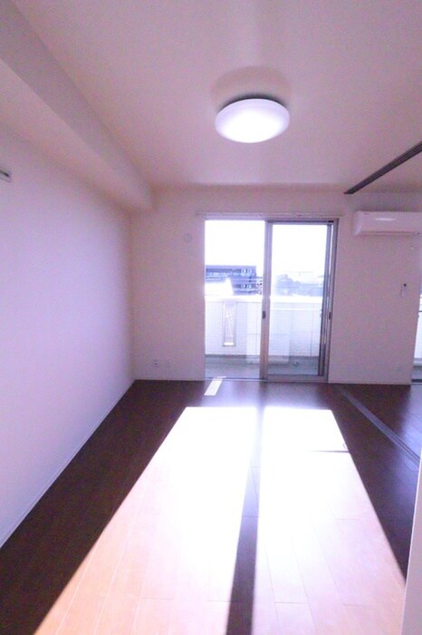 物件内観写真11　(居室)