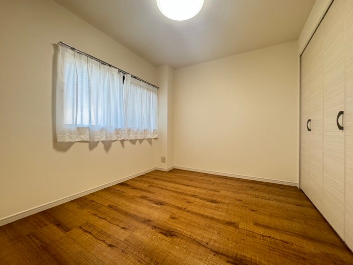 物件内観写真10　(居室)