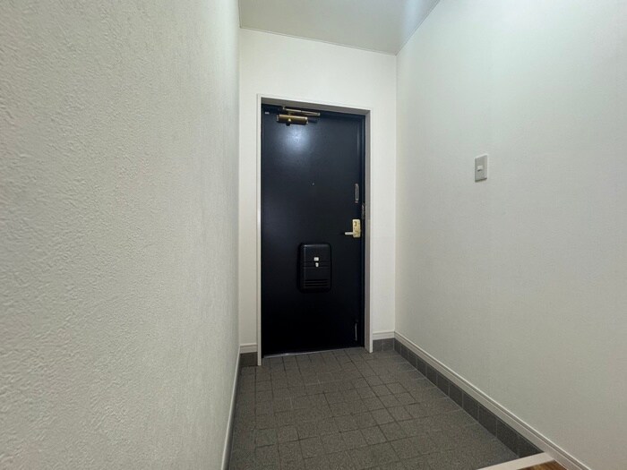 物件内観写真20　(玄関)