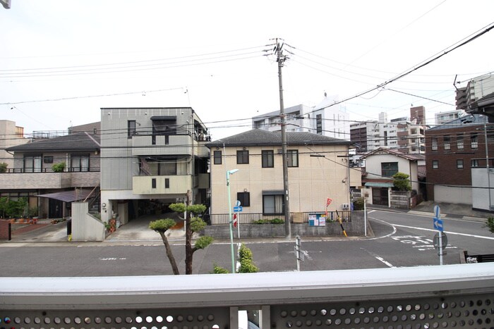 物件内観写真22　(室内からの展望)