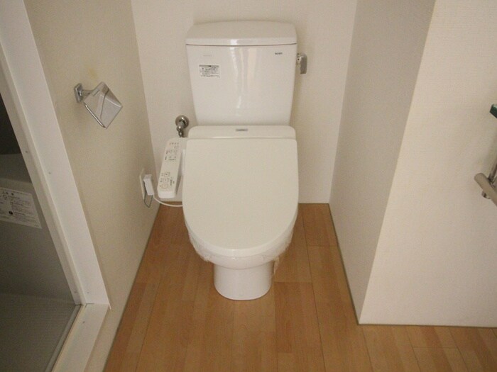 物件内観写真10　(トイレ)