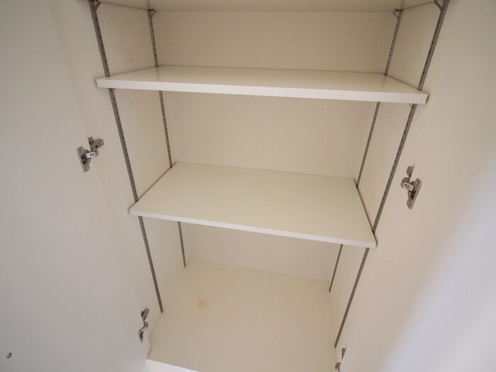 物件内観写真18　(靴箱)