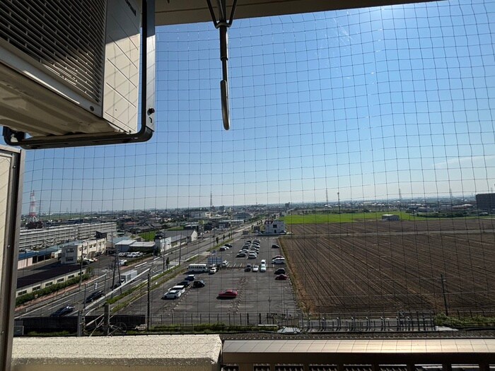 物件内観写真15　(室内からの展望)