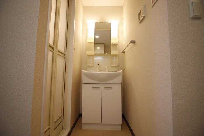 物件内観写真12　(洗面)