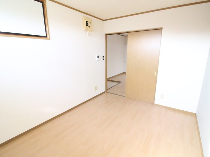 物件内観写真16　(居室)