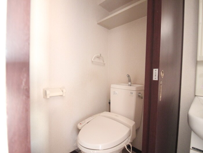 物件内観写真12　(トイレ)