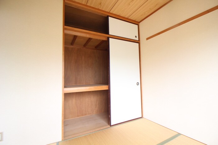 物件内観写真9　(収納)